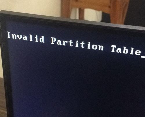 系统重装后出现invalid partition table